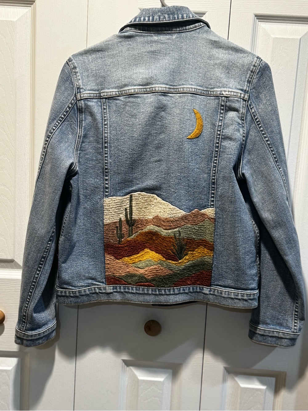 Driftwood Desert Landscape Denim Jacket , NWOT - Picture 9 of 10